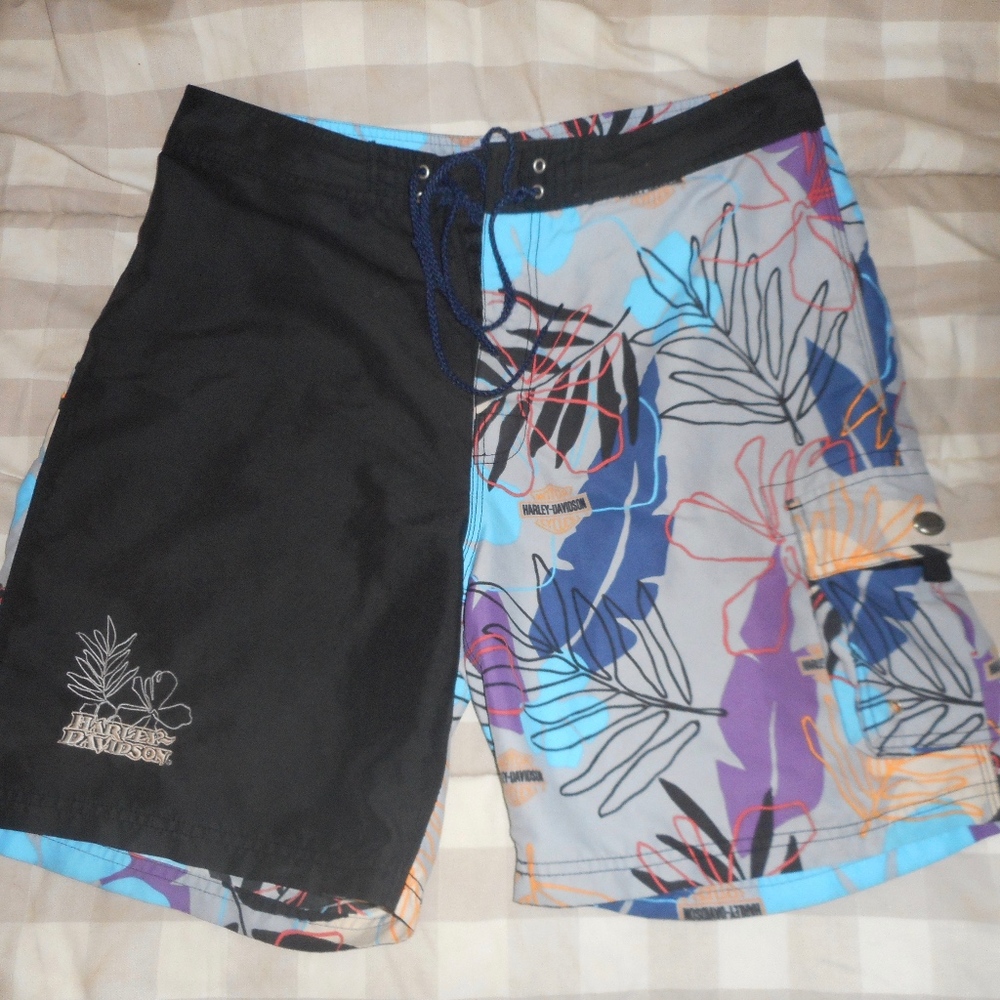 Men's Harley Davidson board shorts great condition